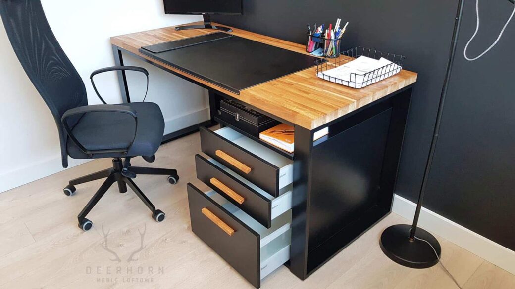 Loft-Schreibtisch