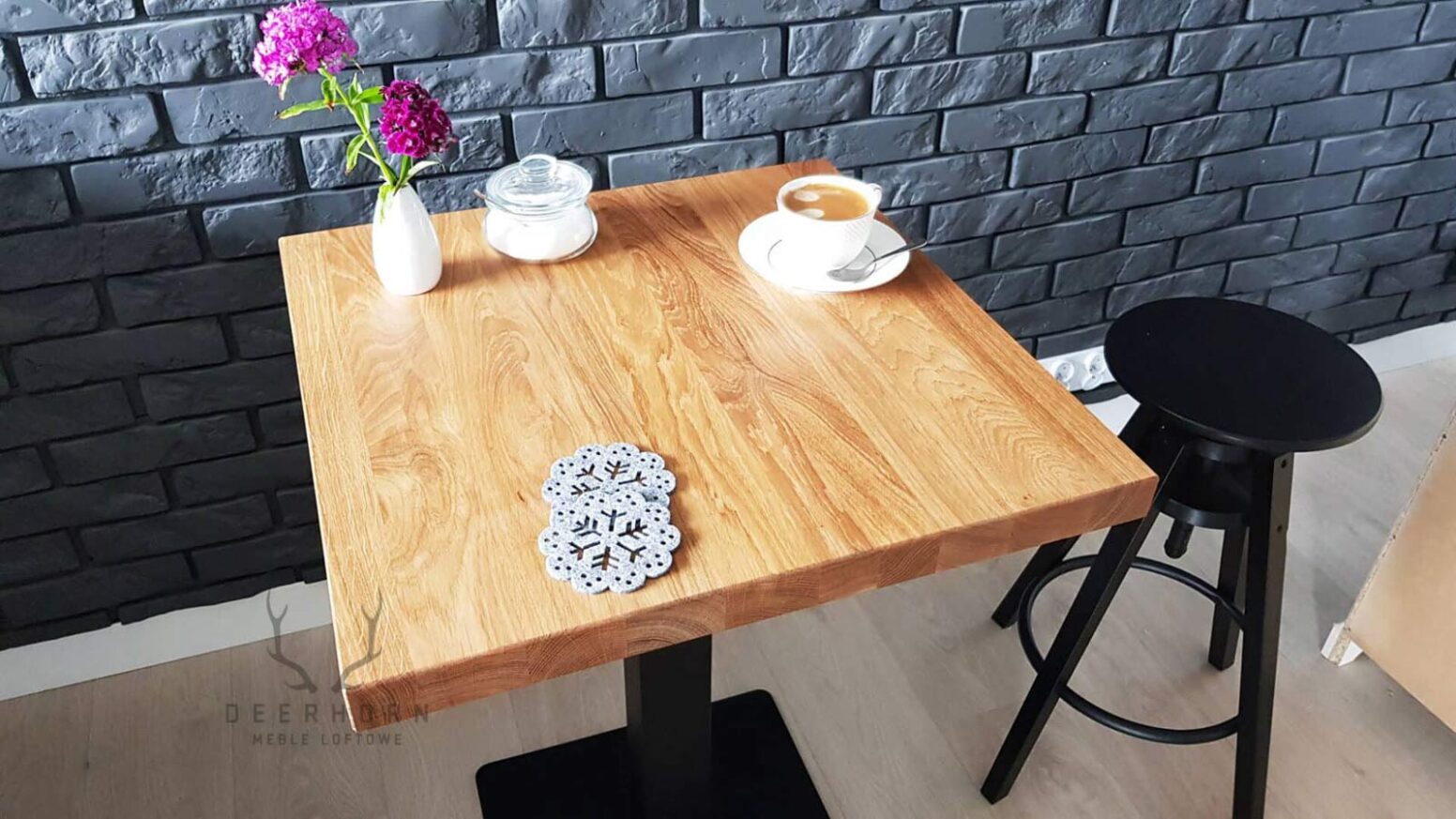 möbel_für_cafeteria Caféhaus-Möbel