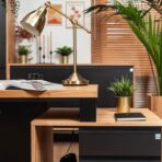 biurko z kontenerkiem do pracy biurowej