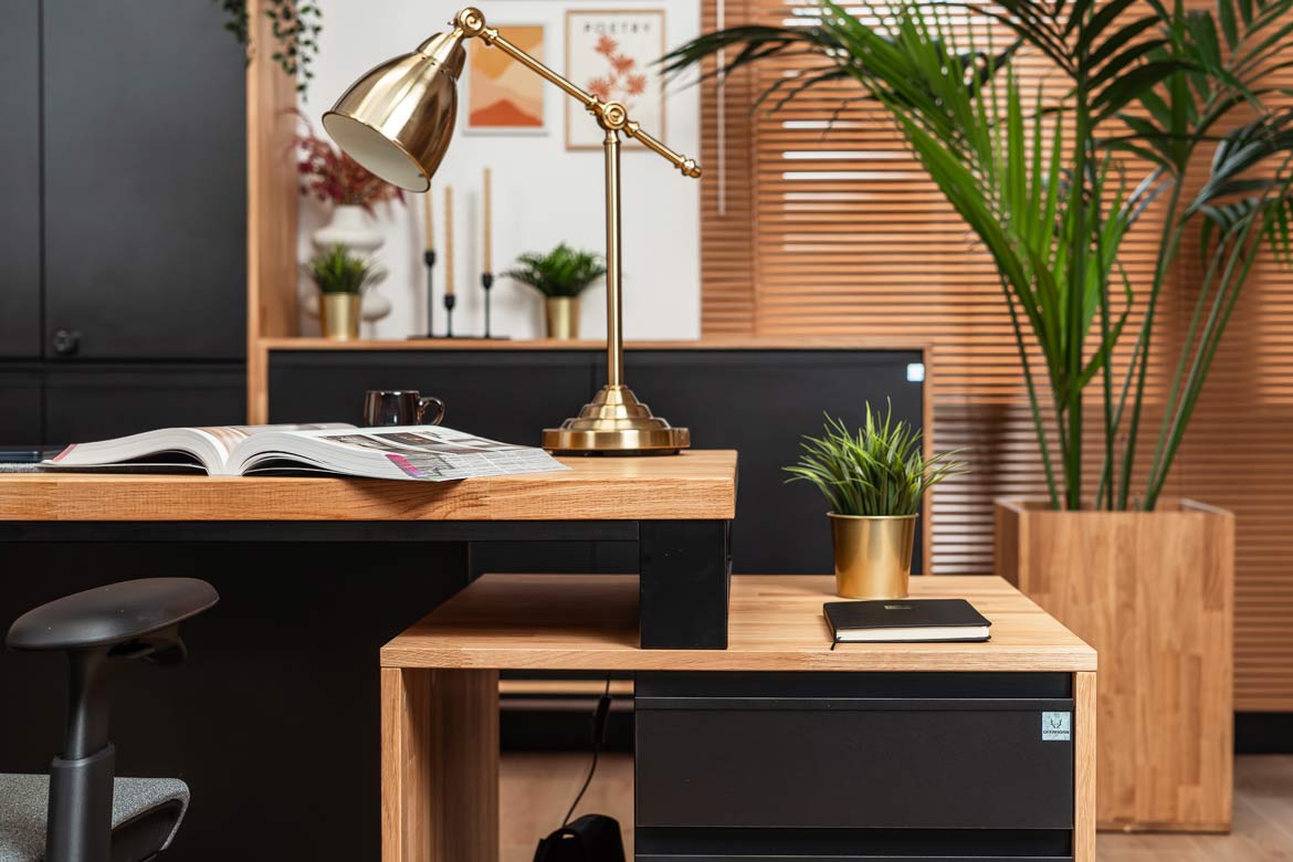 biurko-z-kontenerkiem-do-pracy-biurowej biurko z kontenerkiem do pracy biurowej