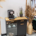 Kaffeemaschinenschrank für das Büro
