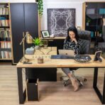 hochwertige Möbel für das Büro