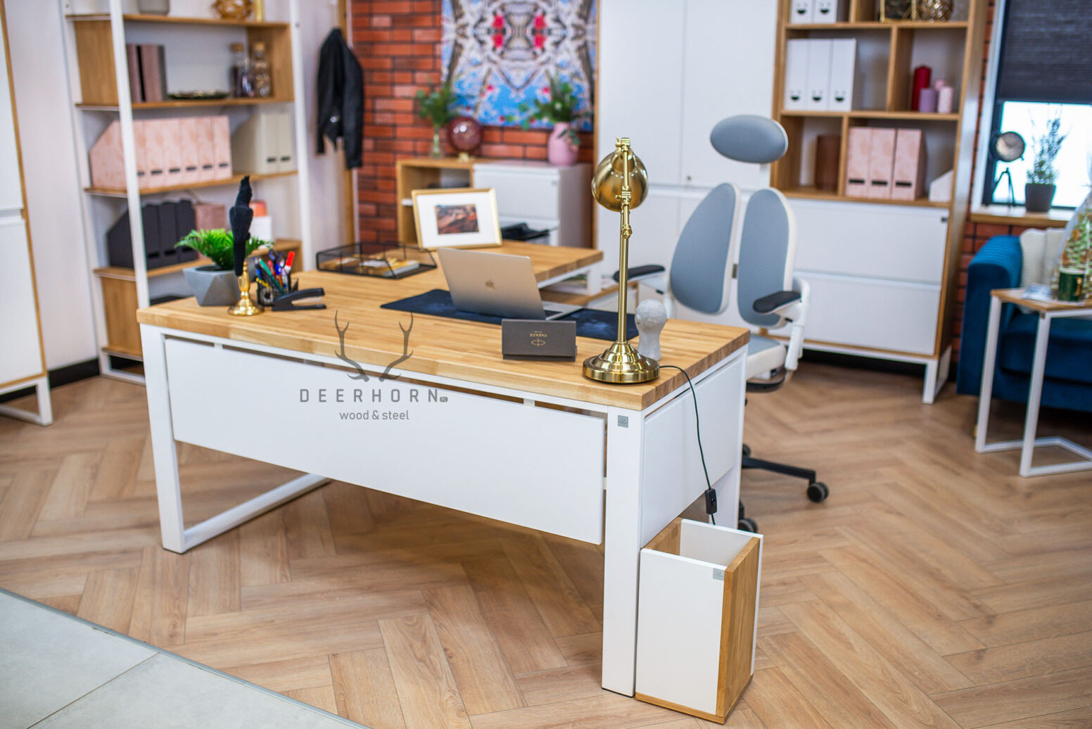 Schreibtisch_aus_Umweltquellen Eckschreibtisch weiß