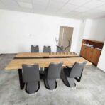 Konferenztisch mit Holzplatte Loft