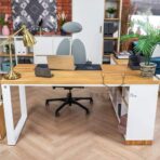 robuster Arbeitstisch