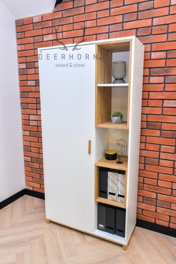 weißer Schrank für das Büro