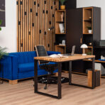 biurko do małego pokoju młodzieżowego