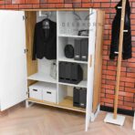 weißer Büroschrank