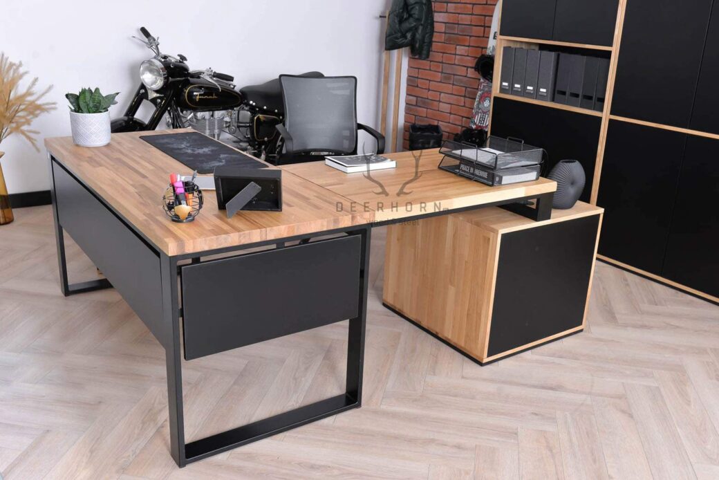 Loft-Eckschreibtisch mit Abdeckungen, Blenden unter der Platte