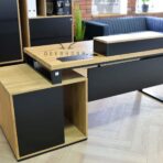 Schreibtisch mit Schubladen