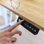 höhenverstellbarer Schreibtisch