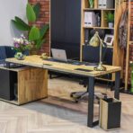 Hirschhorn-Schreibtisch