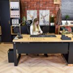 Loft-Eckschreibtisch