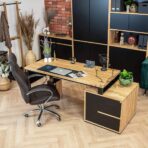 Loft-Schreibtisch