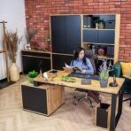loft büro schlanke möbel