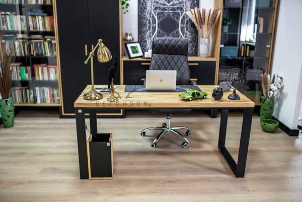Moderner Schreibtisch für das Home Office