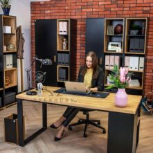 Loft-Schreibtisch mit Regalen