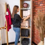 geräumiges Bücherregal