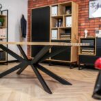 Tischspinne aus Eiche