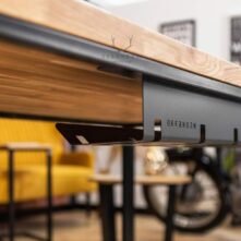 schwarzer Schreibtisch-Organizer