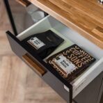 Schrank mit Schublade