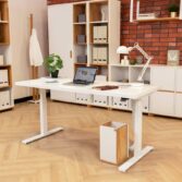 weiße Möbel mit Holz