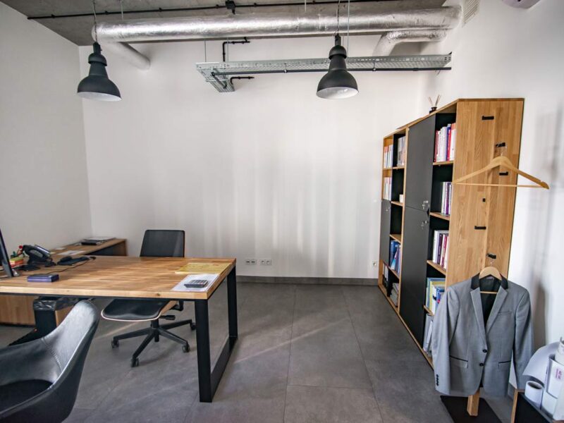 Eichenmöbel für das Büro