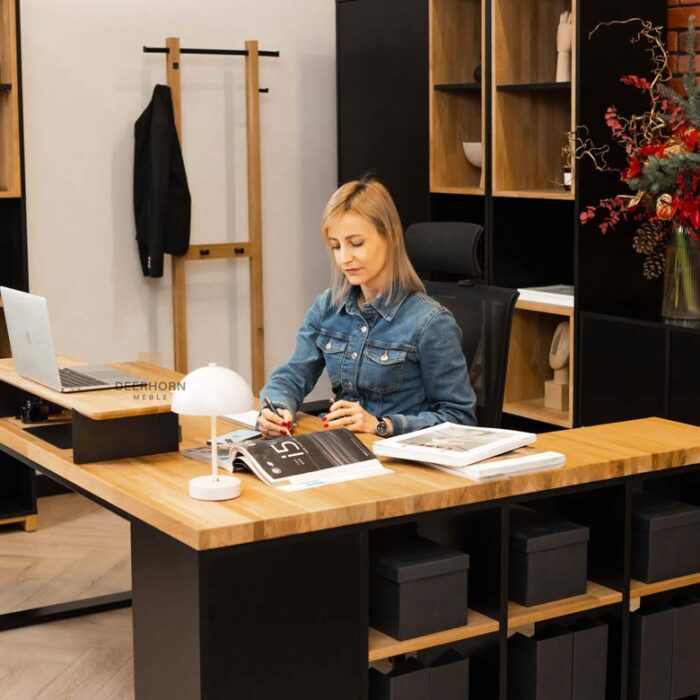 Computertische mit großen Tischplatten
