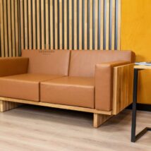 Sofas für das Büro aus Bio-Leder und Holz