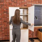 Weißer Büro-Aktenschrank mit Eichenholzeinlagen