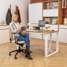 Bürotisch, Vorderansicht