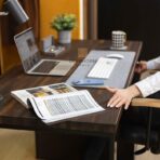 Computertisch, Seitenansicht