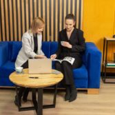 Kobaltfarbenes 3-Sitzer-Sofa