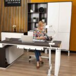 Eckschreibtisch nach Maß