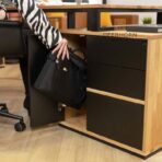 geräumiger Bürocontainer