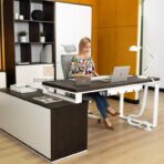 Büromöbel polieren