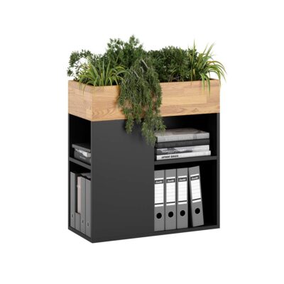 Schwarzes Blumenbeet mit Holz für Büro