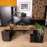 Loft-Eckschreibtisch