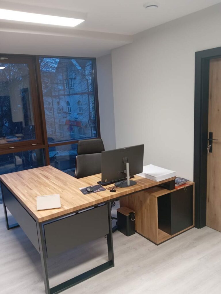 Eck-Loft-Schreibtisch