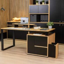moderner Bürotisch