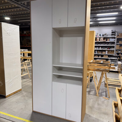Eichenholzpodest mit Schloss für Büro oder Arbeitszimmer