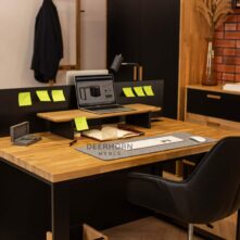ergonomischer Bürotisch