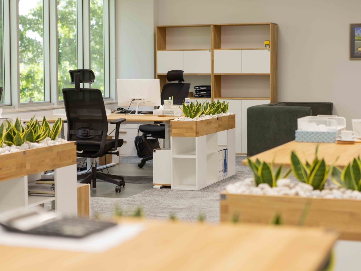 komplet mebli do biura