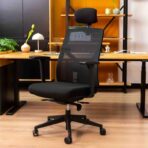 Bürostuhl mit Netzrückenlehne
