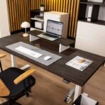 höhenverstellbarer Arbeitstisch