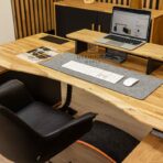 Bürotisch mit Hebefunktion