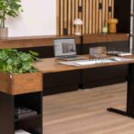 Verstellbarer Designer-Schreibtisch