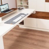 eleganter Bürotisch