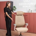 komfortowy fotel biurowy do firmowego gabinetu