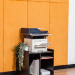 Niedriger Druckerschrank mit Regal